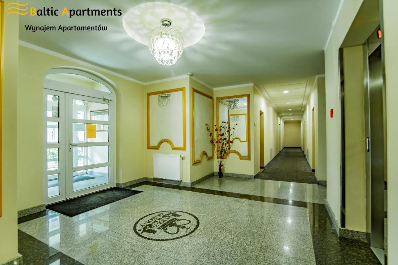 Baltic Apartments - Apartament Korona Wazow 42 Свиноуйсьце Экстерьер фото