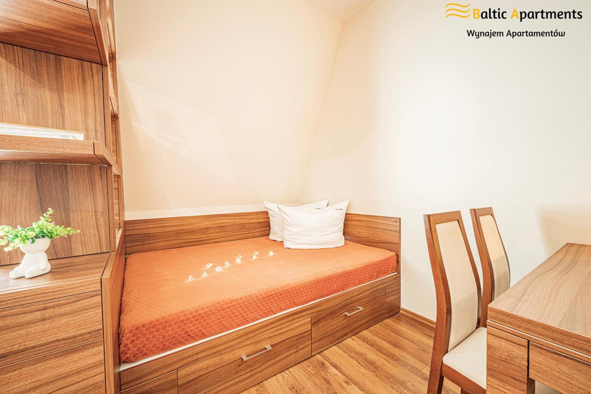 Baltic Apartments - Apartament Korona Wazow 42 Свиноуйсьце Экстерьер фото